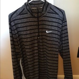 XL Nike Dry-Fit quarter-zip